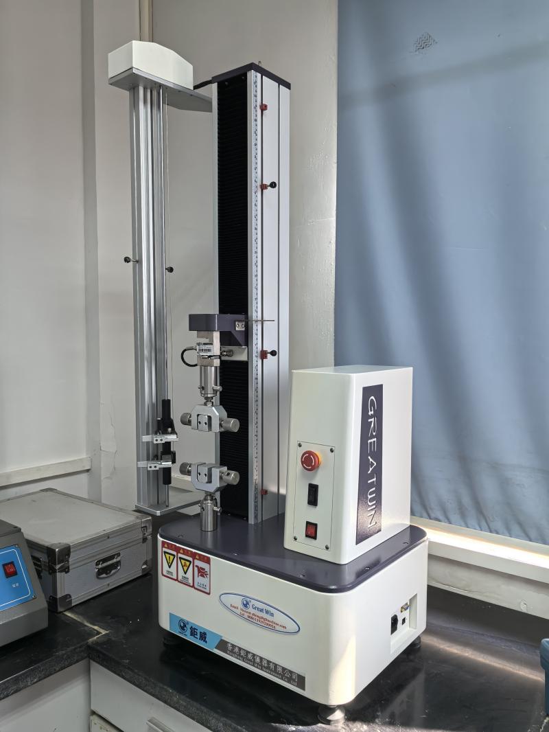 Цифровая универсальная машина для испытания на растяжение резиновых материалов